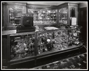Interieur van de Charles of the Ritz schoonheidssalon in het Ritz Tower Hotel, Park Avenue en 57th Street, New York, 1932